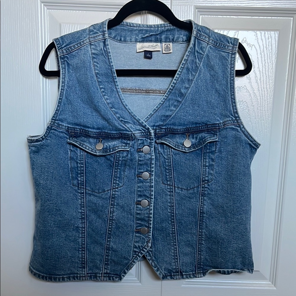 Universal Thread Blue Jean Vest